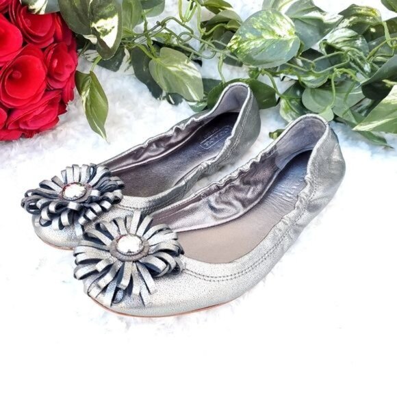 Vintage Coach Metallic Silver Ballet Flats Shoes Flower - Picture 2 of 6